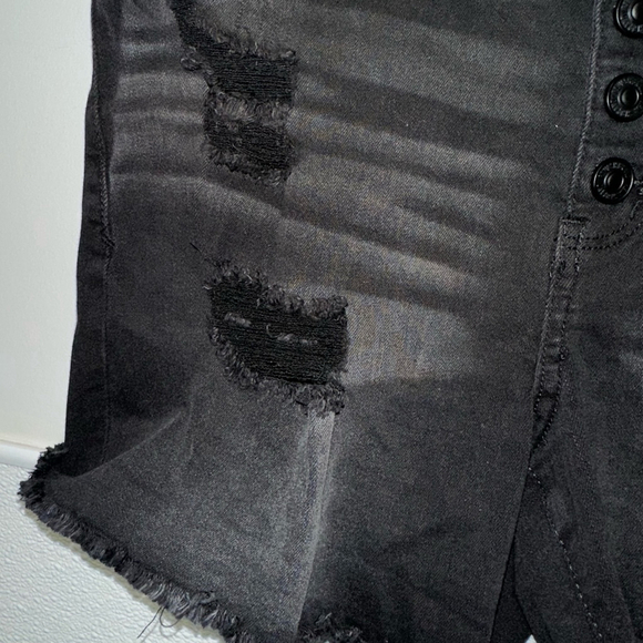NWT!Women's Rewash Denim Shorts, 7/28,Black Distressed Midi Comfort Stretch High - Picture 6 of 12